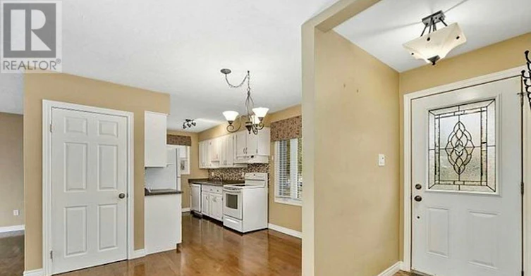 MAIN FL-1252 Royal Drive, Peterborough, ON, K9H 6R5 - 4