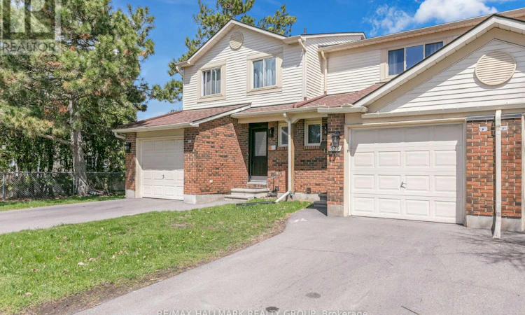 44-529 Canotia Place