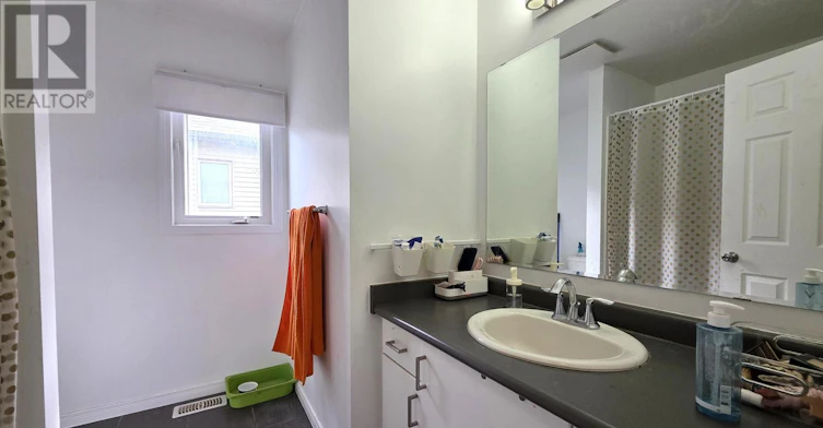 63-3200 Singleton Avenue, London, ON, N6L 0C7 - 32