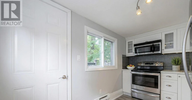 1-271 Albany Avenue, Toronto, ON, M5R 3C7 - 2