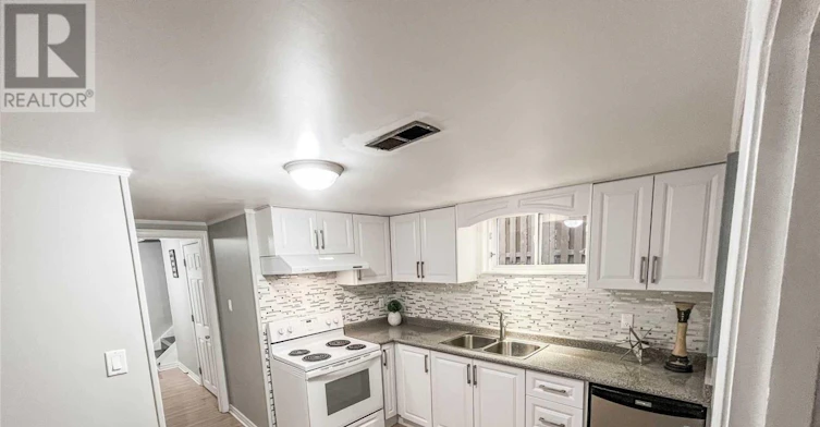BSMT-6 Strode Drive, Toronto, ON, M1J 1L9 - 3