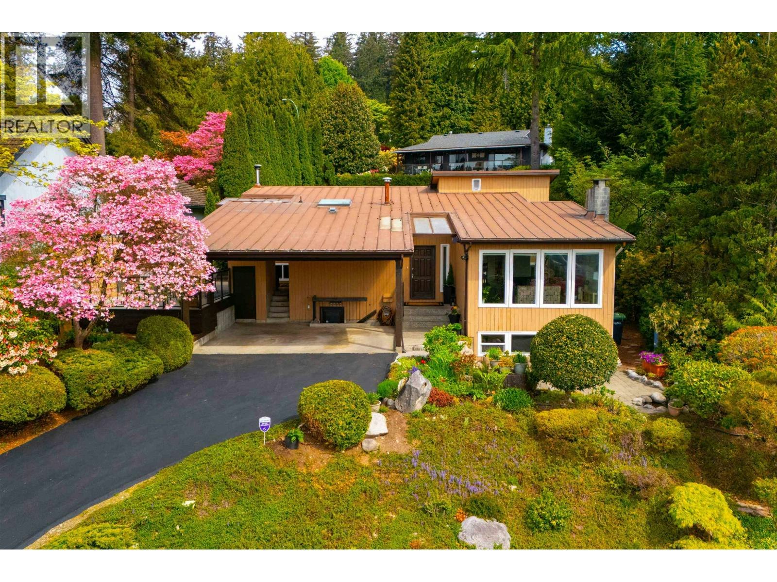 2563 Ashurst Avenue, Coquitlam, BC, V3K 5T7