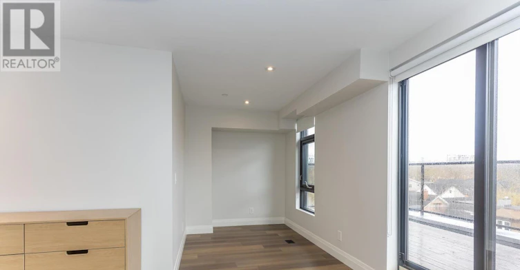 401-1000 Bathurst Street, Toronto, ON, M5R 3G7 - 26