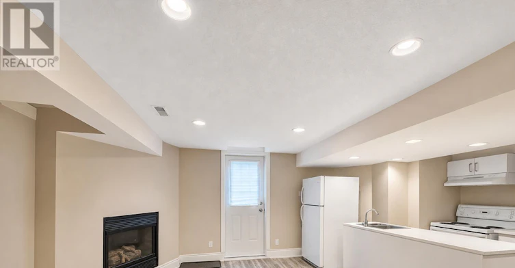 BSMT-17 Morden Crescent, Ajax, ON, L1T 3Z7 - 3