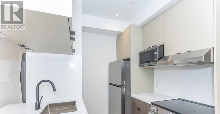 301-1000 Bathurst Street, Toronto, ON, M5R 3G7 - 19