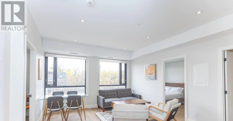 301-1000 Bathurst Street, Toronto, ON, M5R 3G7 - 11