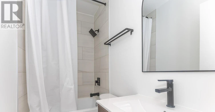 301-1000 Bathurst Street, Toronto, ON, M5R 3G7 - 24