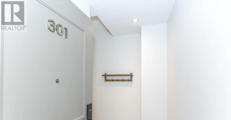 301-1000 Bathurst Street, Toronto, ON, M5R 3G7 - 5