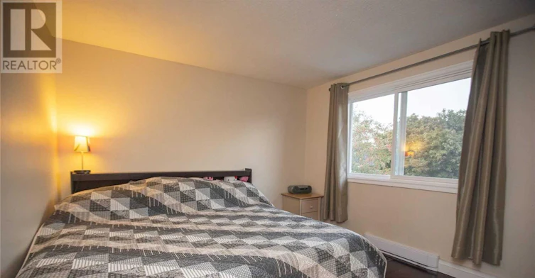 38 Hoskins Square, Brampton, ON, L6S 2N6 - 8