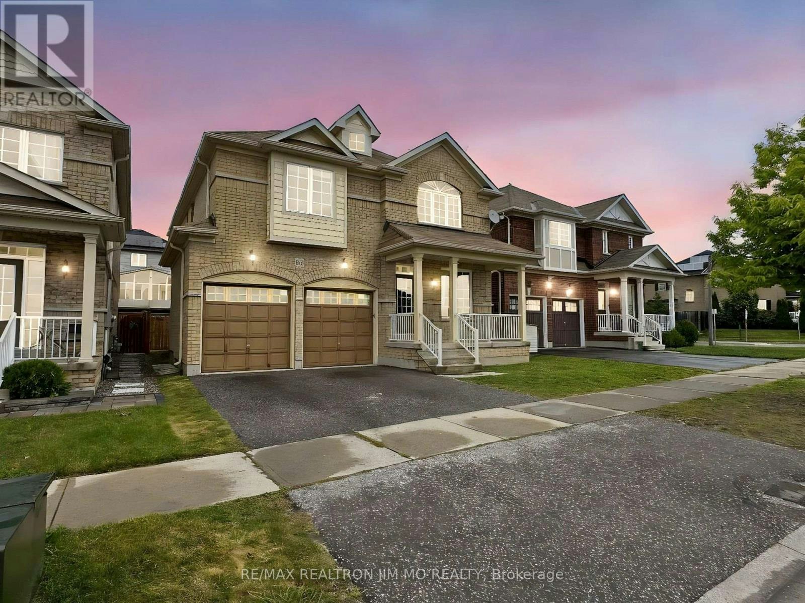 766 Grand Ridge Avenue, Oshawa, ON, L1K 2M5 - 4
