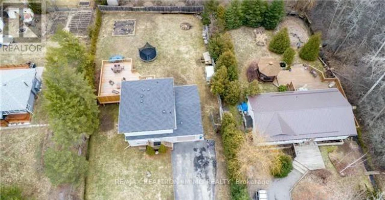 745 Third Avenue, Georgina, ON, L0E 1S0 - 2