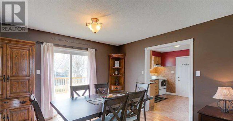 745 Third Avenue, Georgina, ON, L0E 1S0 - 4