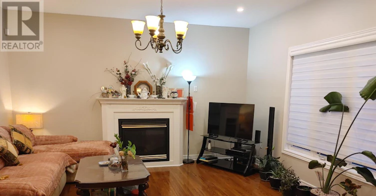 BEDROOM 3-73 Gracedale Drive, Richmond Hill, ON, L4C 0S8 - 4
