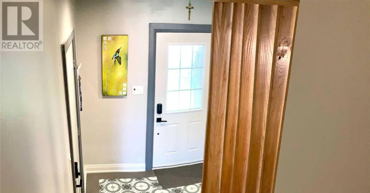 70-35 Queenslea Drive, Hamilton, ON, L8W 1T7 - 3