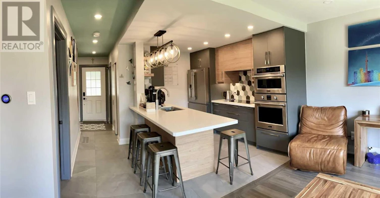 70-35 Queenslea Drive, Hamilton, ON, L8W 1T7 - 4