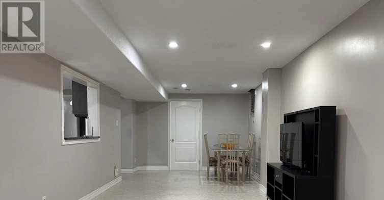 BSMT-12 Villandry Crescent, Vaughan, ON, L6A 2R1 - 17