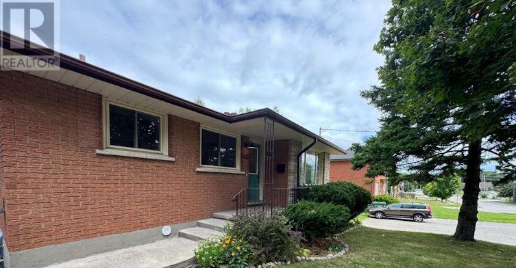 BASEMENT-456 Speedvale ( Basement Avenue E, Guelph, ON, N1E 1P1 - 2