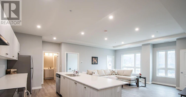 E2-513 Dundas Street E, Whitby, ON, L1N 0N4 - 2