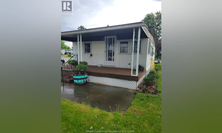 29 Robin Crescent