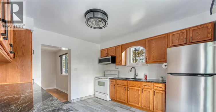 2226 Mercer Street, Windsor, ON, N8X 3R1 - 16