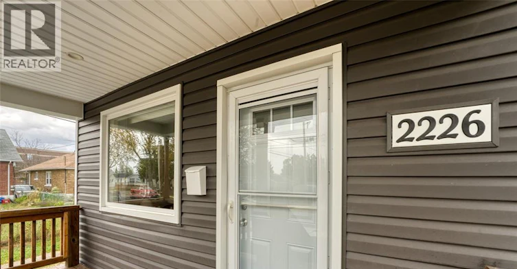2226 Mercer Street, Windsor, ON, N8X 3R1 - 4