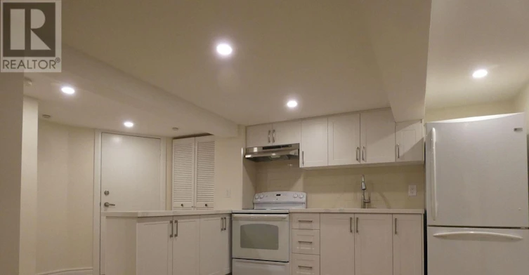LOWER-26 Scotswood Road, Toronto, ON, M1R 3N2 - 5