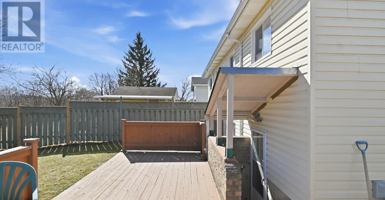 UPPER-113 Commercial Street, Welland, ON, L3B 5Z1 - 22