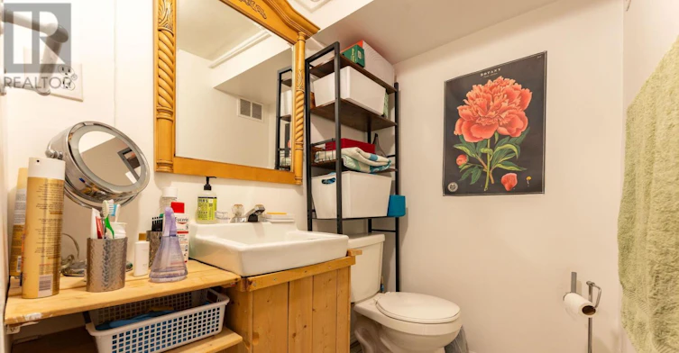 LOWER-57 Aziel Street, Toronto, ON, M6P 2N8 - 15