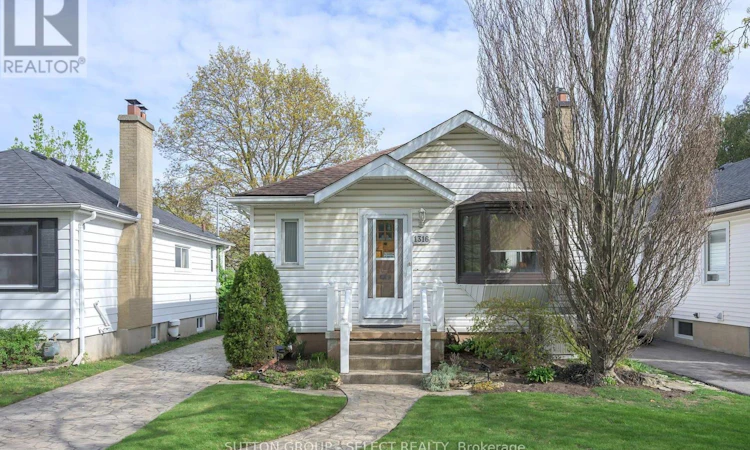 1316 Langmuir Avenue