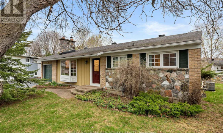 11 Springdale Crescent