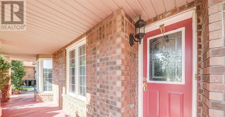 35 Pitchpine Drive, Toronto, ON, M1X 1Y1 - 4