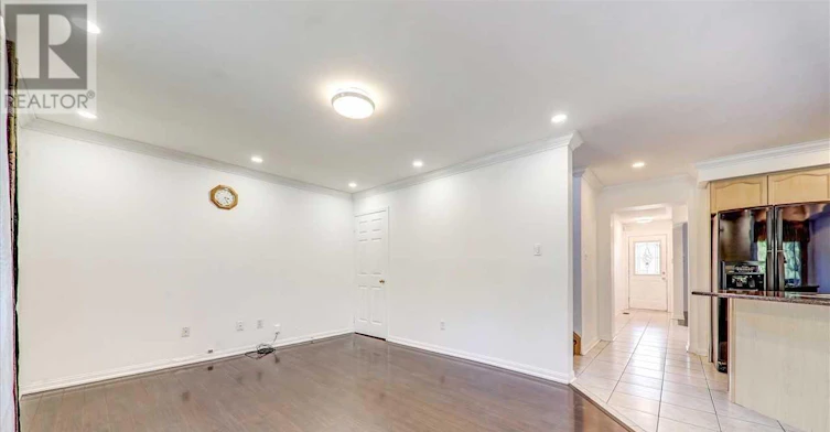 35 Pitchpine Drive, Toronto, ON, M1X 1Y1 - 10