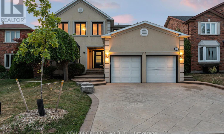 1221 Creekside Drive