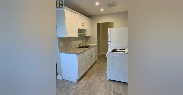 10-51 Chesterfield Avenue, London, ON, N5Z 3M9 - 2