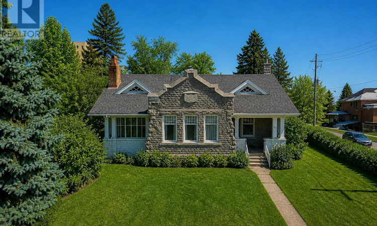 43 Summit Avenue
