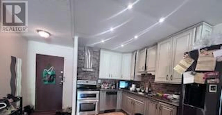 105-3740 Don Mills Road, Toronto, ON, M2H 3J2 - 4