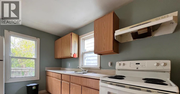 383 Bridge, Windsor, ON, N9B 2M3 - 7