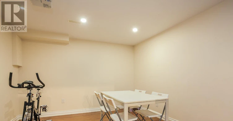 BASEMENT-12 Longwood Drive, Toronto, ON, M3B 1T7 - 10