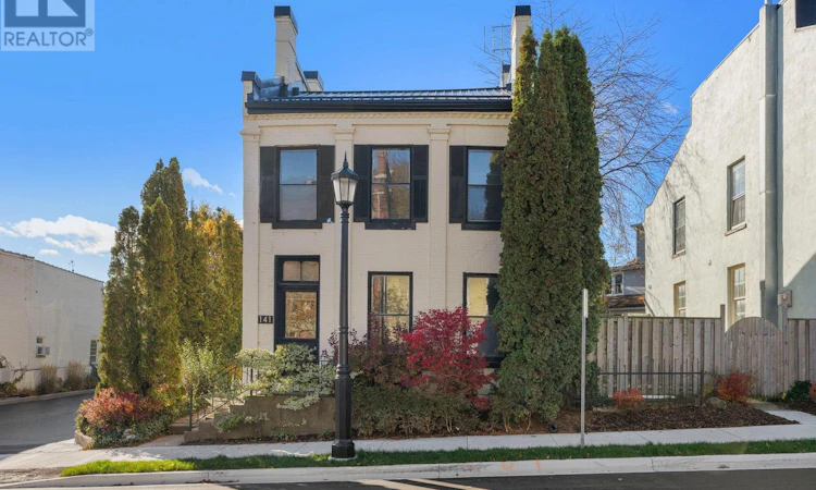 141 Walton Street