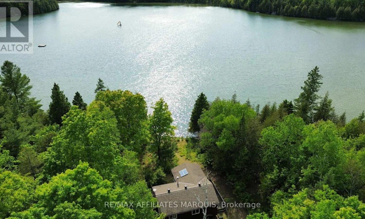1015 Penyck Lake Lane