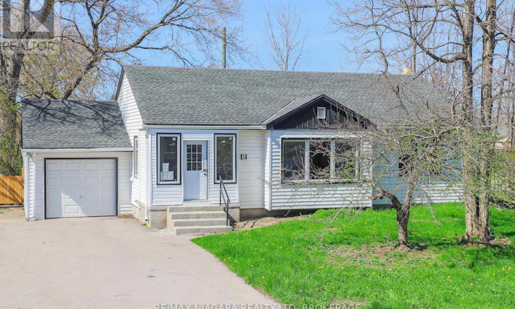 5 Meadowvale Drive