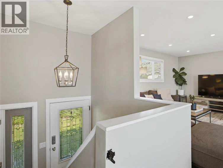 899 Ida Lane, Kamloops, BC, V2B 6V2 - 24
