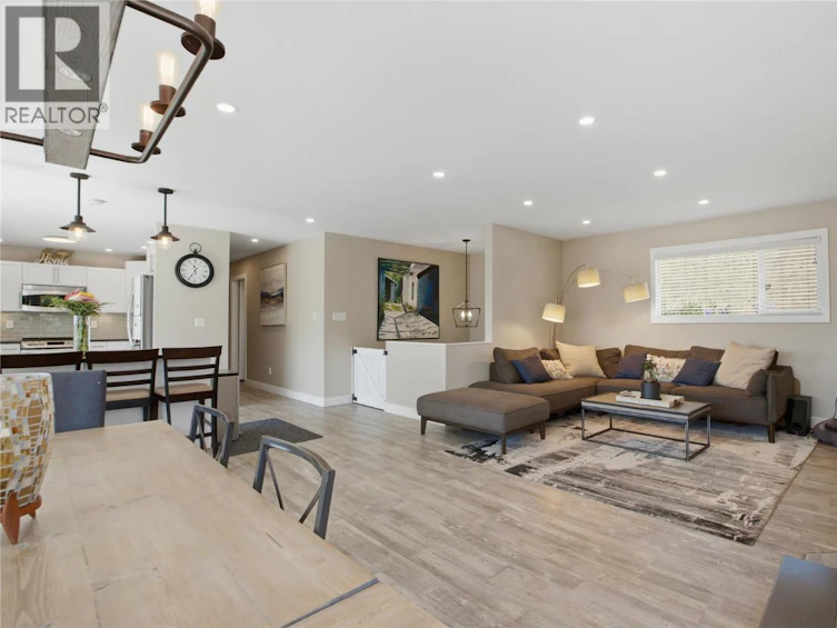899 Ida Lane, Kamloops, BC, V2B 6V2 - 21