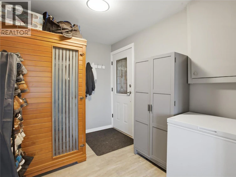 899 Ida Lane, Kamloops, BC, V2B 6V2 - 45
