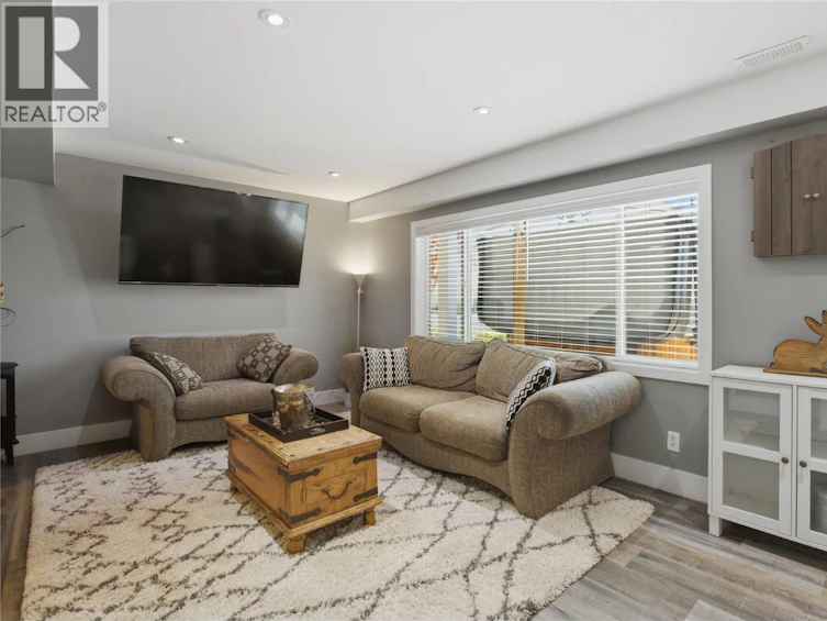899 Ida Lane, Kamloops, BC, V2B 6V2 - 44