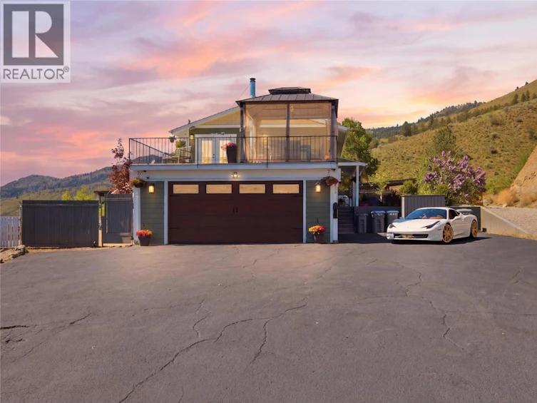 899 Ida Lane, Kamloops, BC, V2B 6V2 - 2
