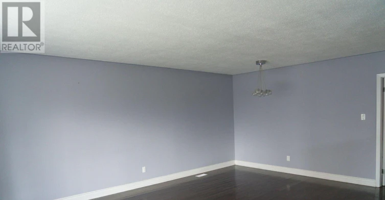 7 Berkham Road, Toronto, ON, M1H 2T1 - 4