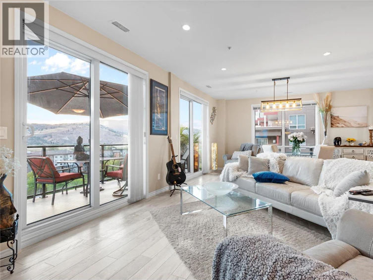 1002-3388 Skaha Lake Road, Penticton, BC, V2A 6G4