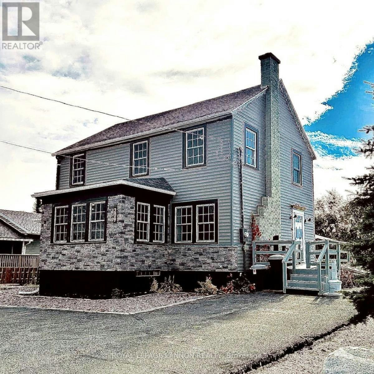 209 Mckenzie Avenue E, Greenstone, ON, P0T 1M0