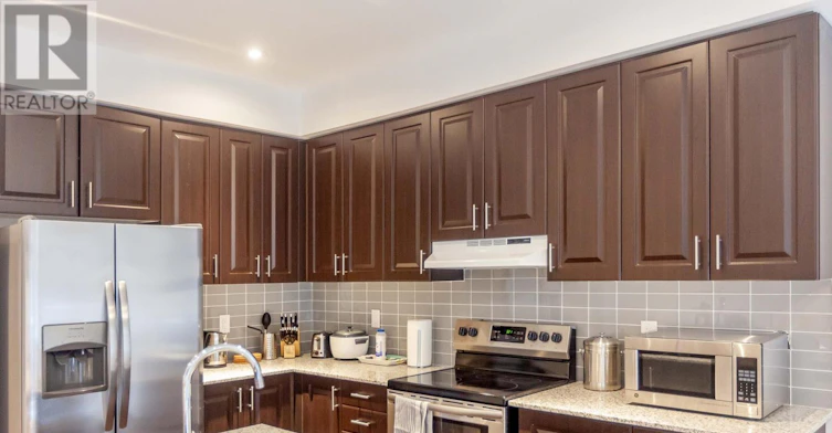109 Lichfield Road, Markham, ON, L3R 0W9 - 3